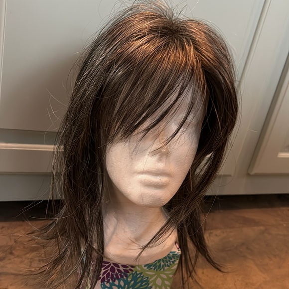 Taylor top piece wig topper Godiva’s Secret Smokey Frost New - Picture 10 of 12